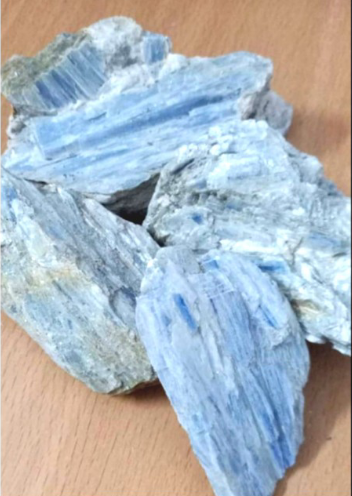 Blue Kyanite Stone